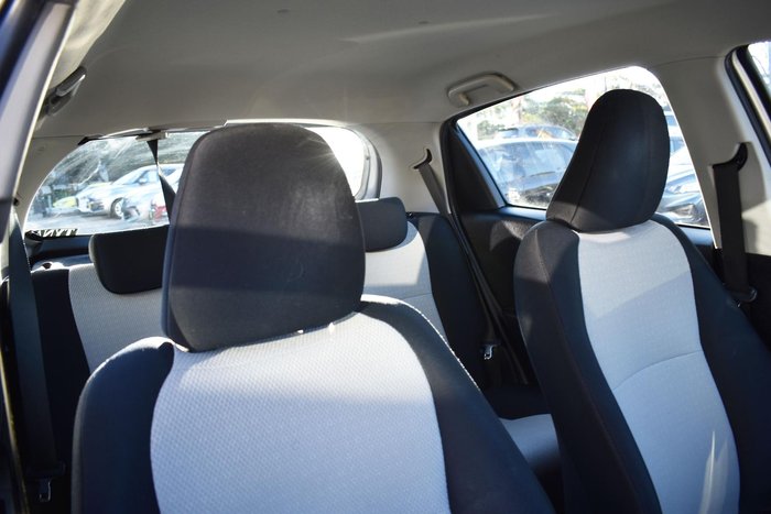 2012 Toyota Yaris YR