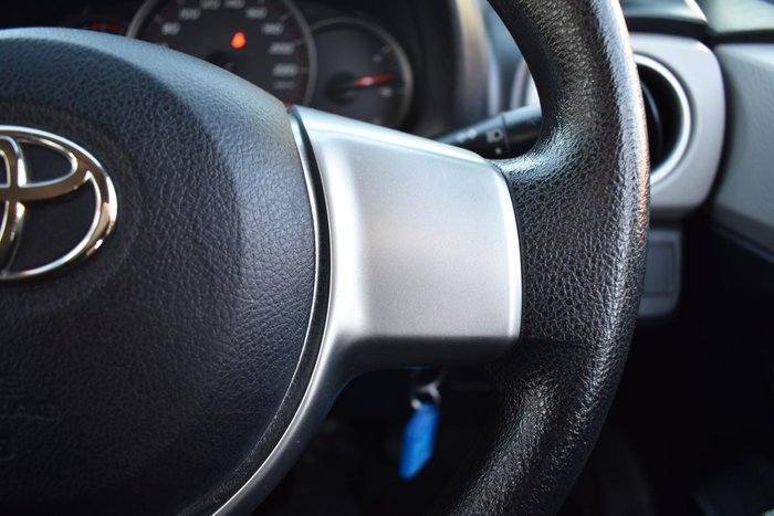 2012 Toyota Yaris YR