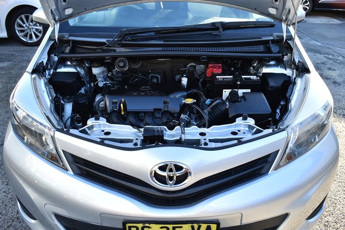2012 Toyota Yaris YR