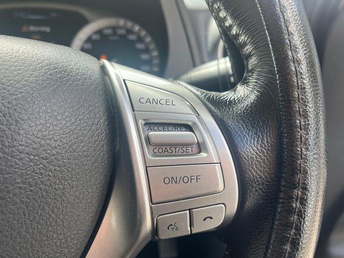 2018 Nissan Navara ST-X