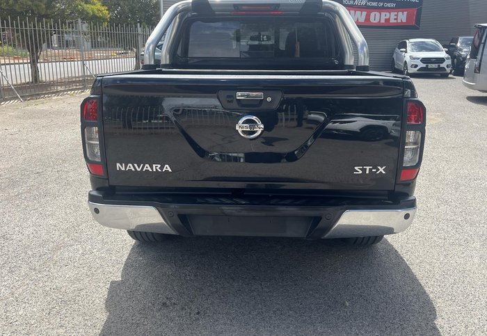 2018 Nissan Navara ST-X