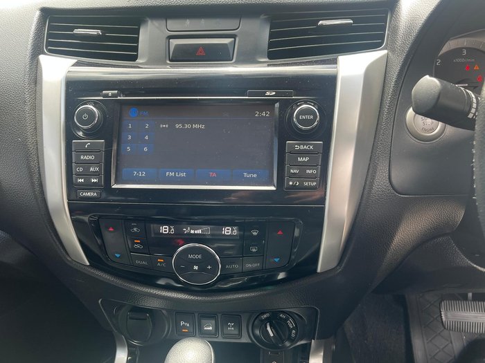 2018 Nissan Navara ST-X