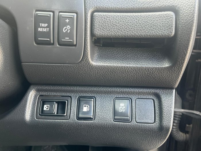 2018 Nissan Navara ST-X