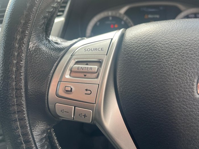 2018 Nissan Navara ST-X