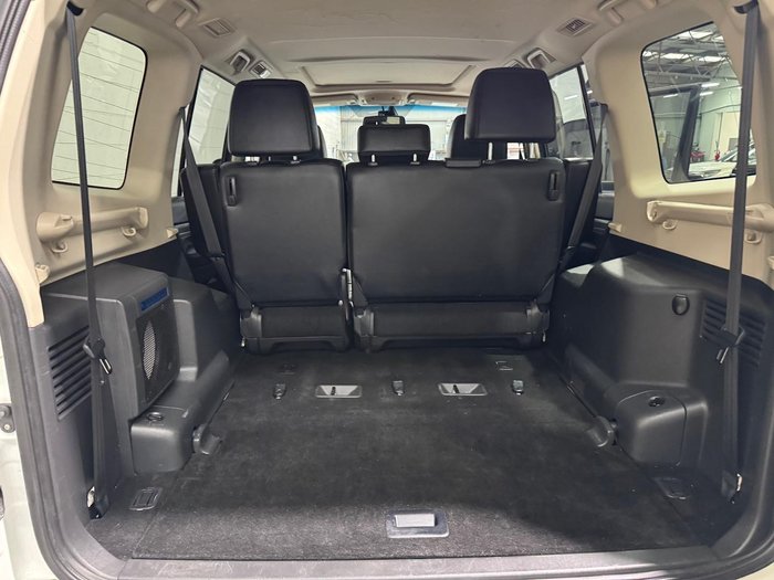 2020 Mitsubishi Pajero Exceed