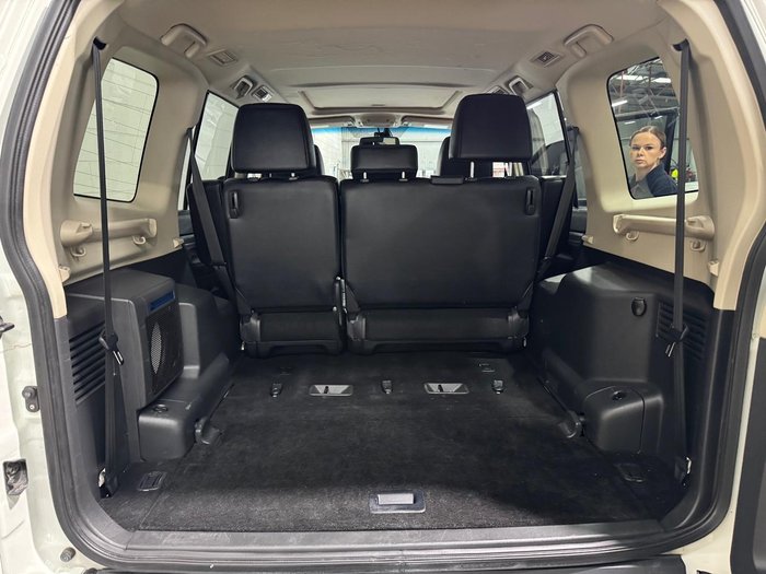 2020 Mitsubishi Pajero Exceed