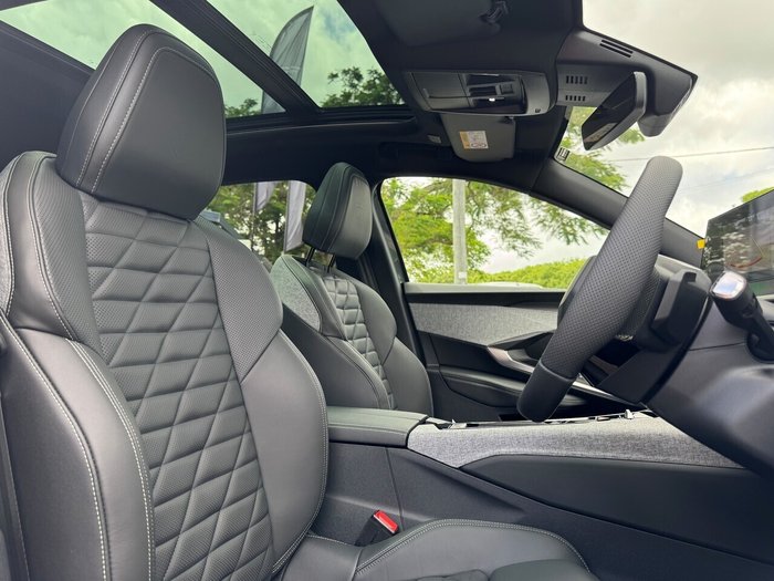 2025 Peugeot 3008 GT Premium e-DCS Hybrid