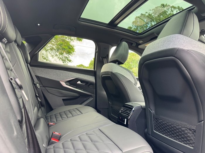 2025 Peugeot 3008 GT Premium e-DCS Hybrid