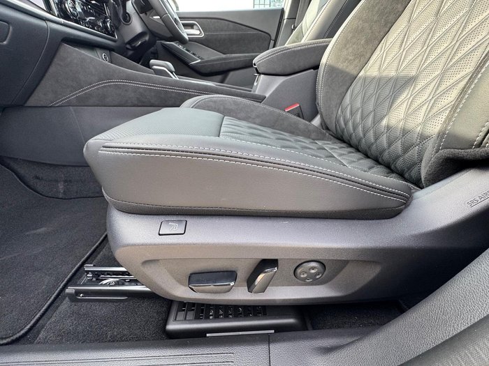 2025 Nissan QASHQAI Ti-L