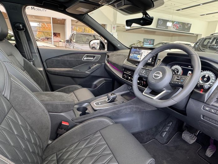 2025 Nissan QASHQAI Ti-L