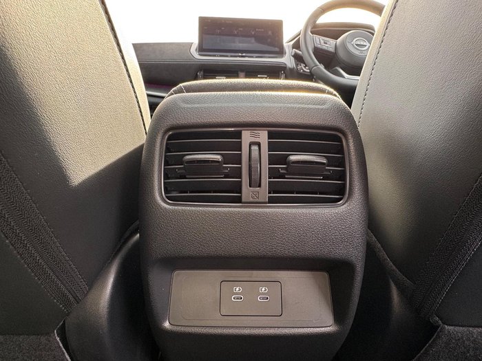 2025 Nissan QASHQAI Ti-L