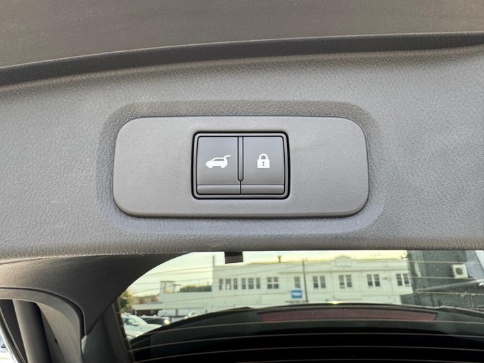 2025 Nissan QASHQAI Ti-L