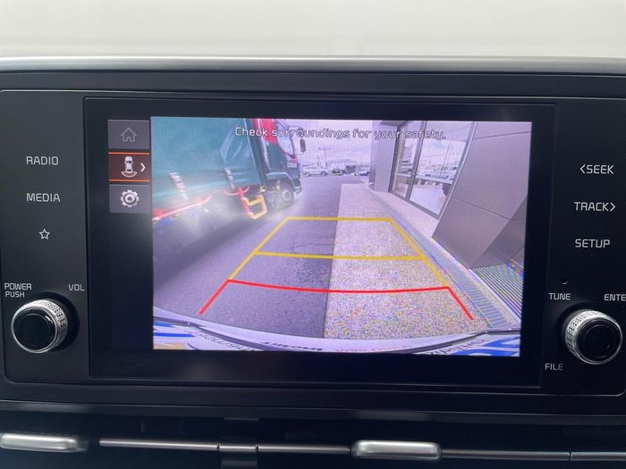 2022 Kia Carnival S