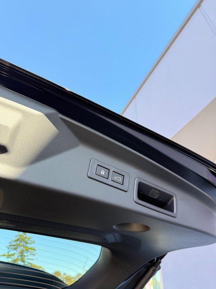 2025 Subaru Forester Touring S6 MY26 AWD Crystal Black