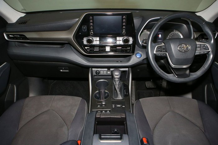 2022 Toyota Kluger GX