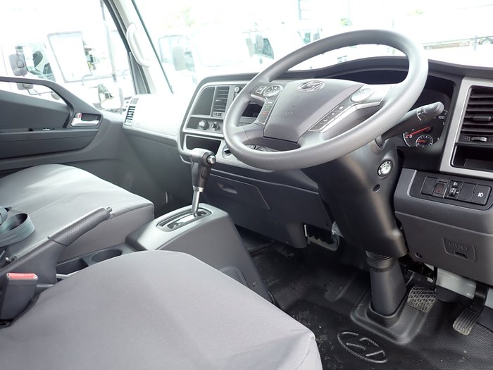 2025 HYUNDAI EX9 ELWB WHITE