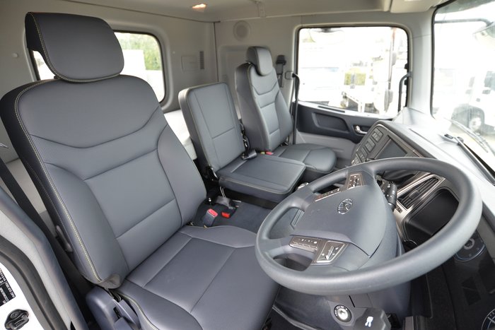 2025 HYUNDAI D217 ULWB WHITE
