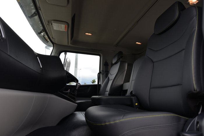 2025 HYUNDAI D217 ULWB WHITE