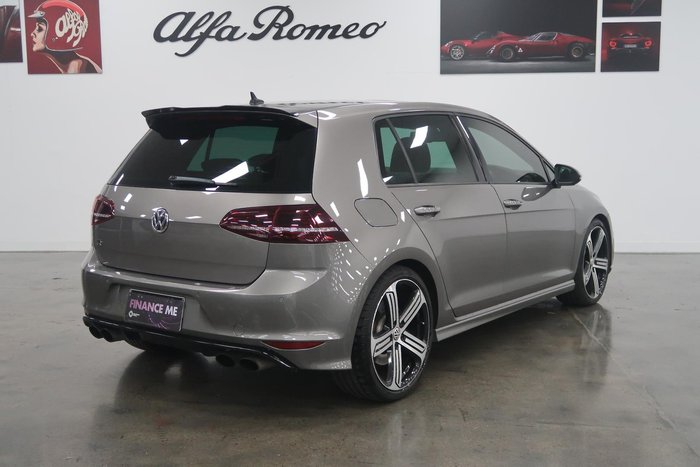 2014 Volkswagen Golf R