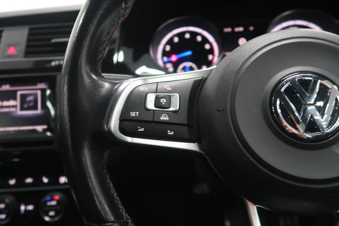 2014 Volkswagen Golf R
