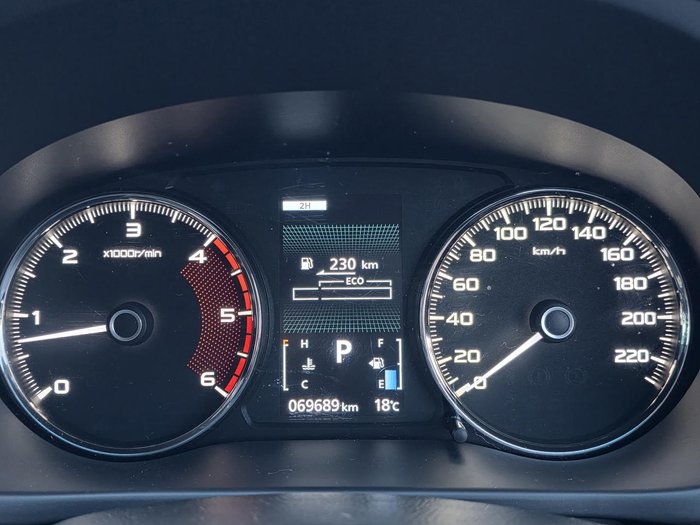 2020 Mitsubishi Pajero GLX