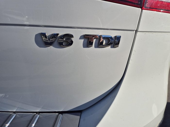 2017 Volkswagen Touareg Monochrome