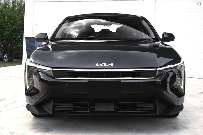 2025 Kia K4 Sport