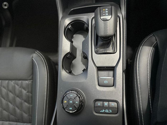 2025 Ford Everest Platinum