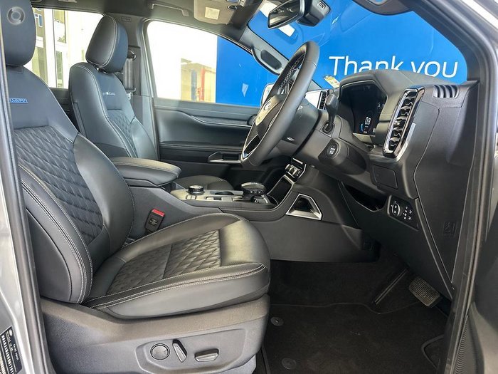 2025 Ford Everest Platinum