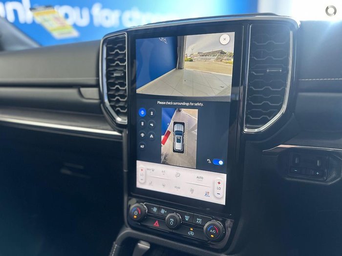 2025 Ford Everest Platinum