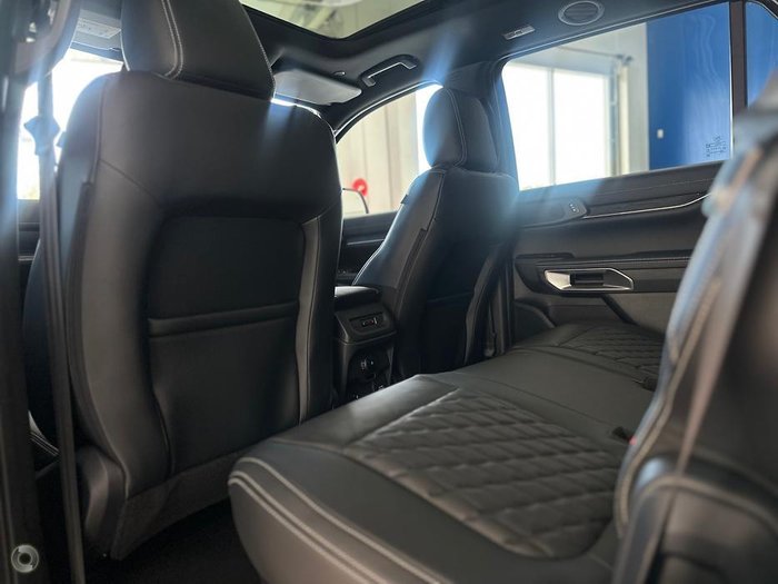 2025 Ford Everest Platinum