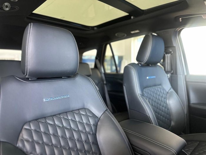 2025 Ford Everest Platinum