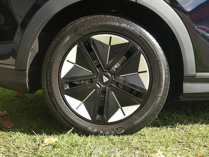 2024 Deepal S07 MY24 Eclipse Black