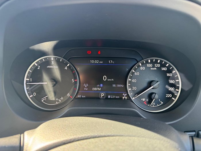 2025 Nissan Navara SL