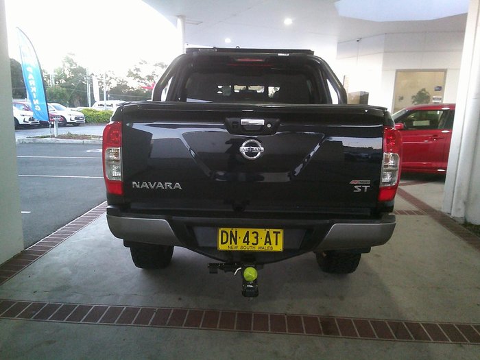 2016 Nissan Navara ST D23 Series 2 4X4 Dual Range Cosmic Black