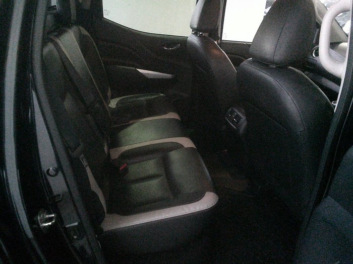 2016 Nissan Navara ST D23 Series 2 4X4 Dual Range Cosmic Black