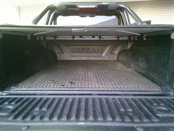 2016 Nissan Navara ST D23 Series 2 4X4 Dual Range Cosmic Black