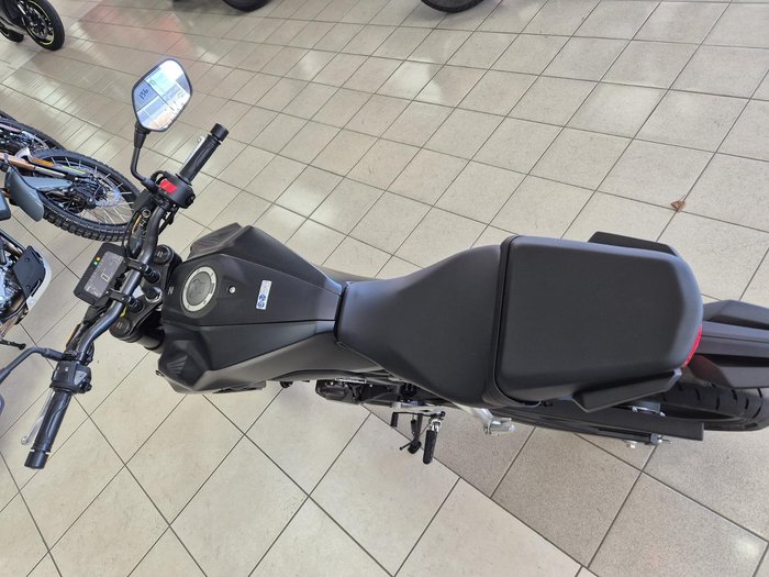 2024 Honda CB300R (CB300RA) CB300 Black