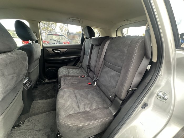 2015 Nissan X-TRAIL ST
