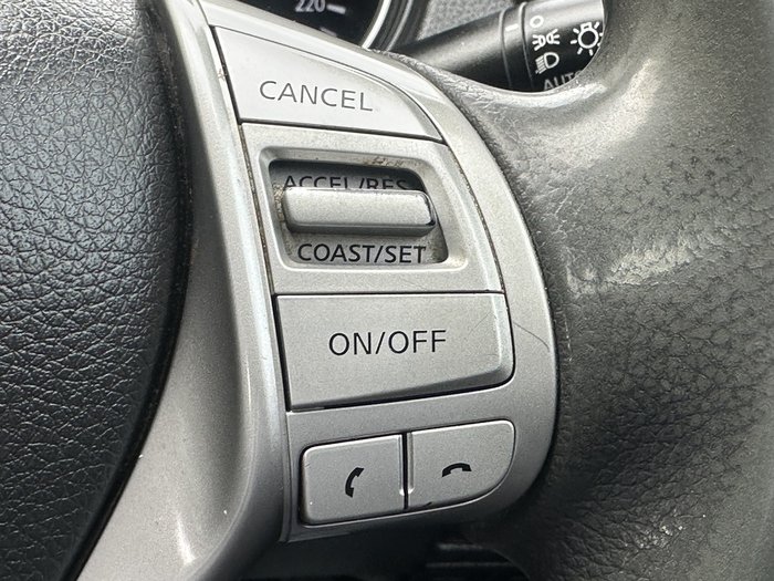 2015 Nissan X-TRAIL ST