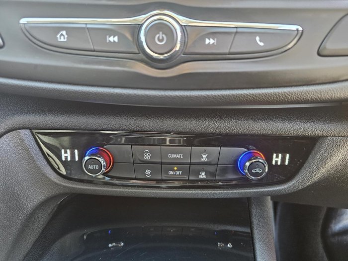 2018 Holden Commodore LT