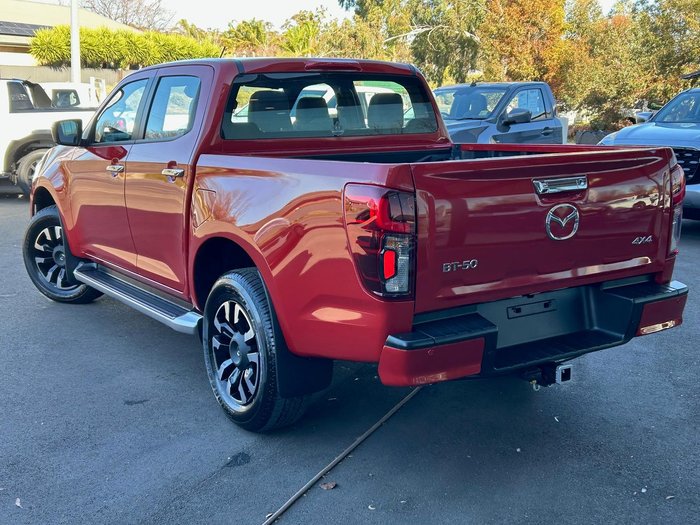 2024 Mazda BT-50 GT