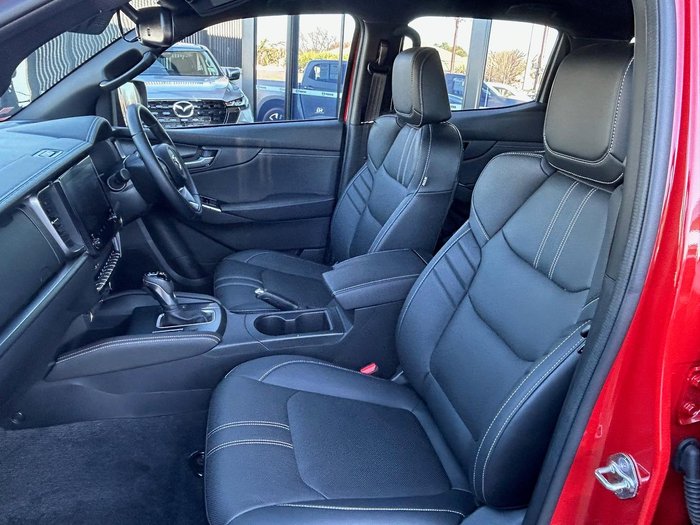 2024 Mazda BT-50 GT