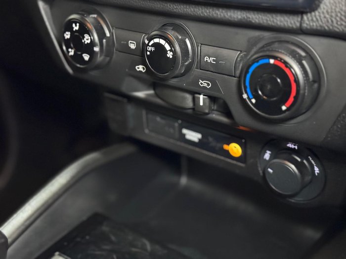 2022 Mazda BT-50 XT
