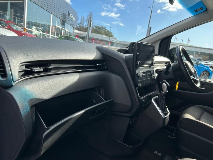 2022 Hyundai STARIA LOAD