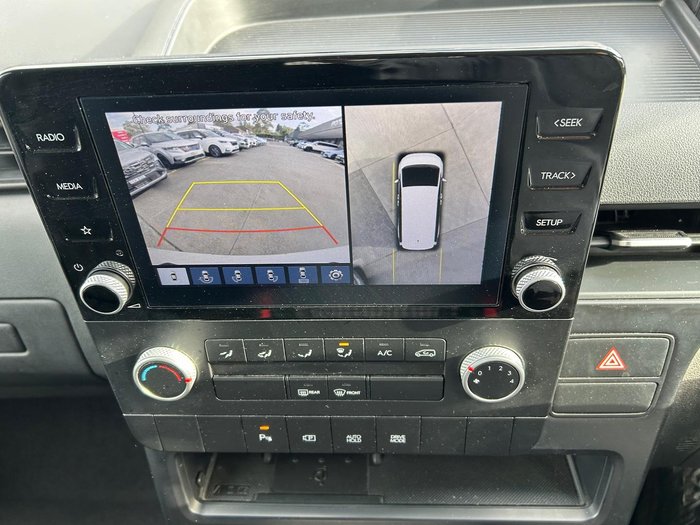 2022 Hyundai STARIA LOAD