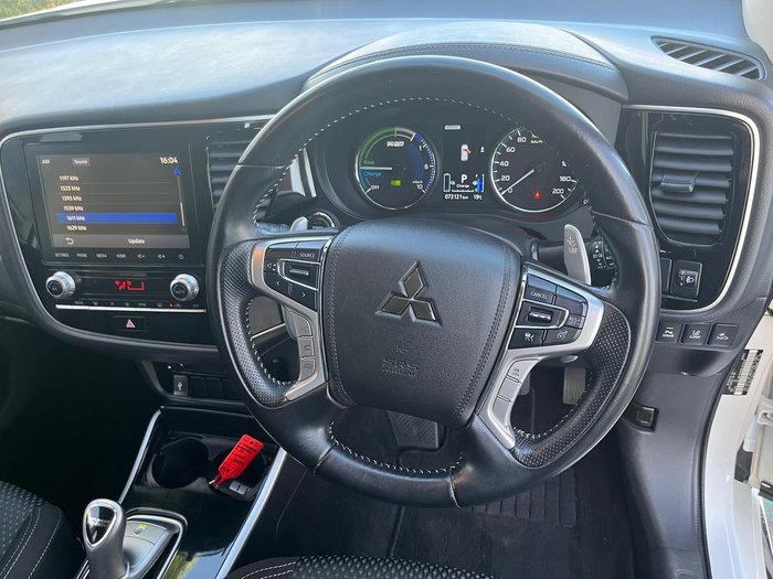 2020 Mitsubishi Outlander PHEV ES ADAS