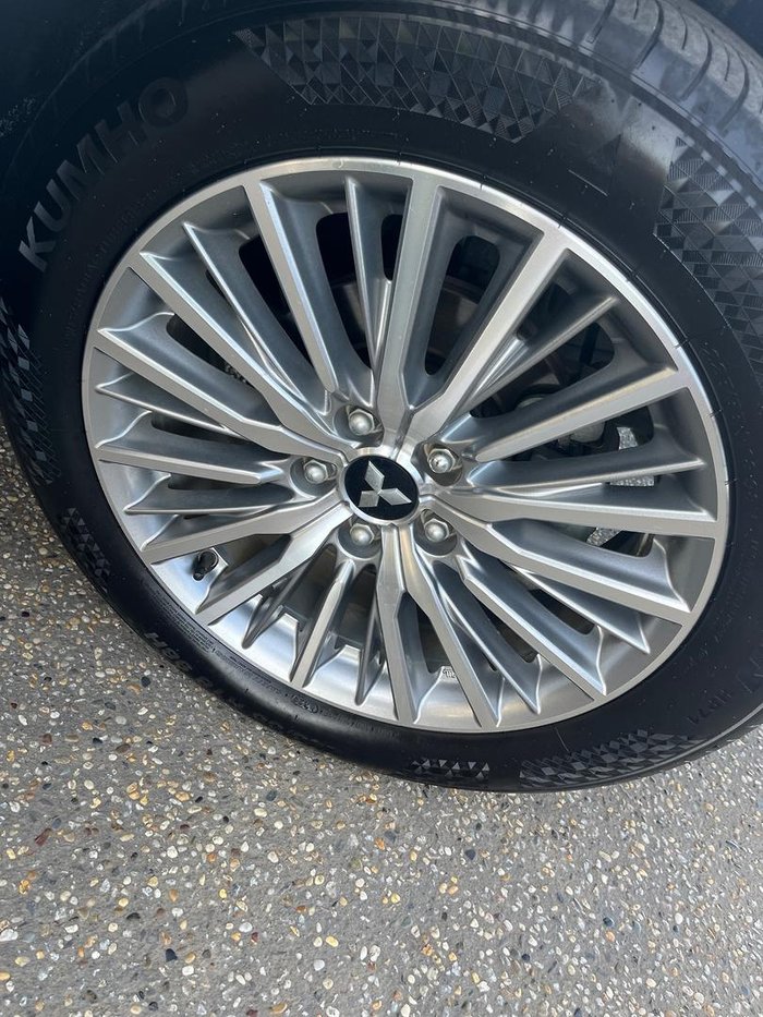 2020 Mitsubishi Outlander PHEV ES ADAS