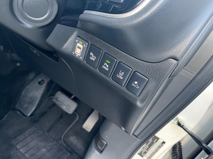 2020 Mitsubishi Outlander PHEV ES ADAS