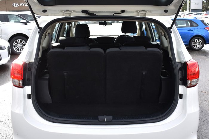 2015 Kia Rondo Si RP MY15 Clear White